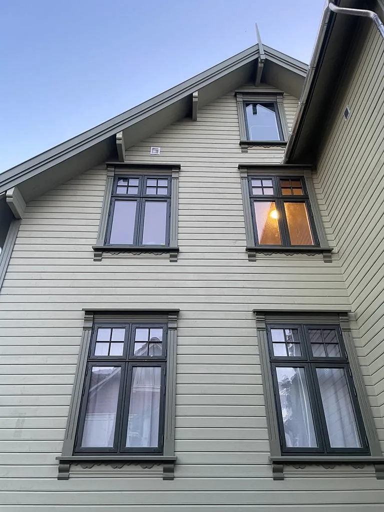 Renovert grønt hus